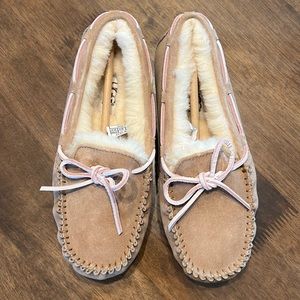 New UGG Dakota Slippers
